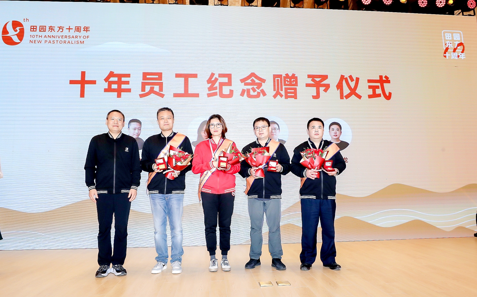 微信图片_20211123171923_副本.jpg